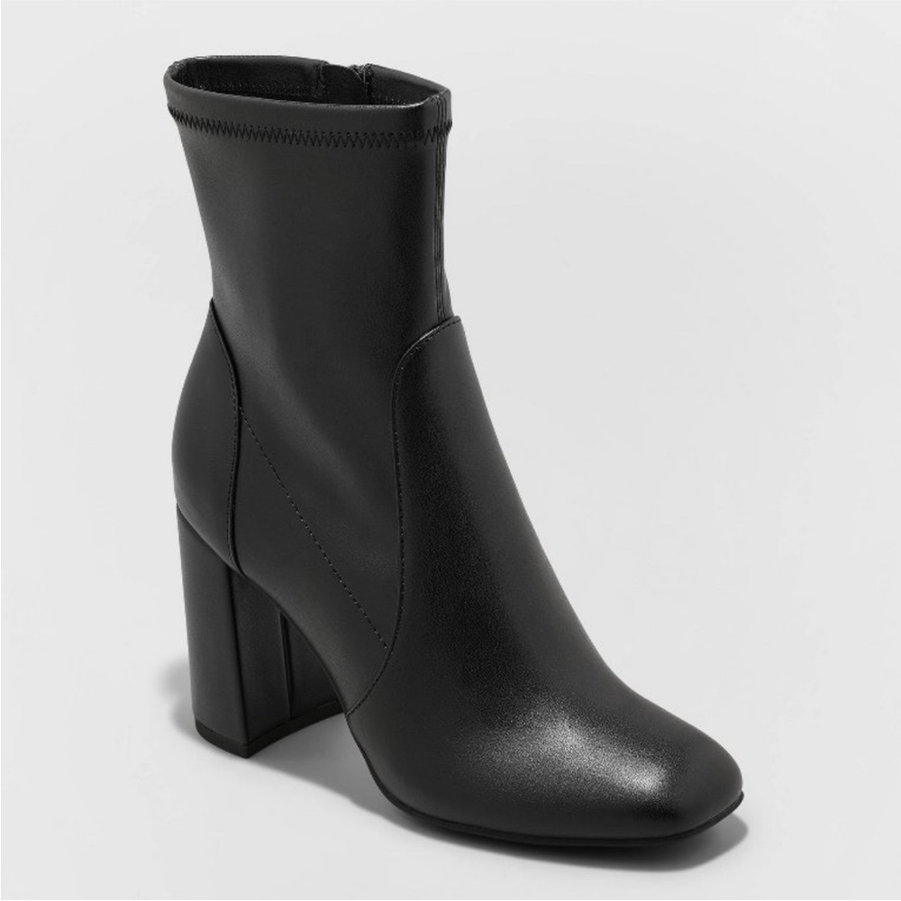 A New Day NWT Penelope square toe heeled boot size 9.5W black